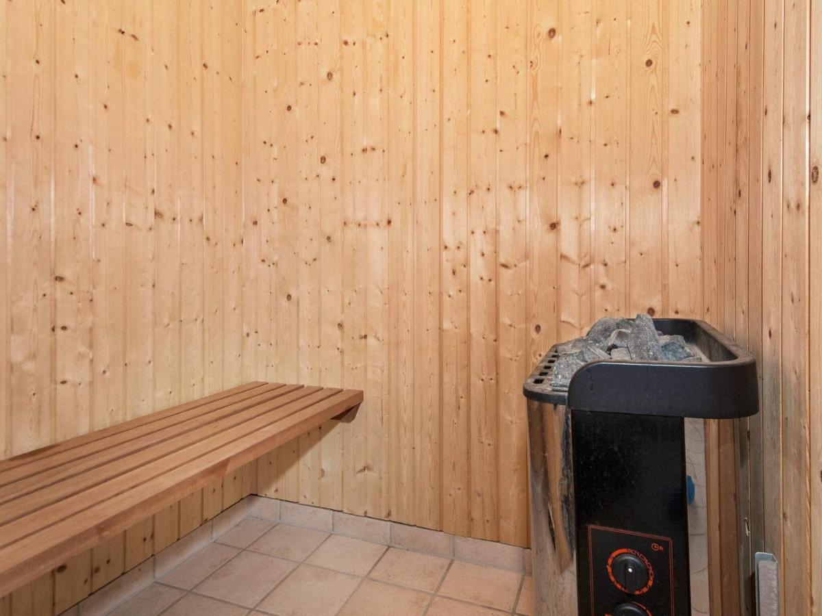 8 Person Holiday Home In 乌尔夫堡 外观 照片