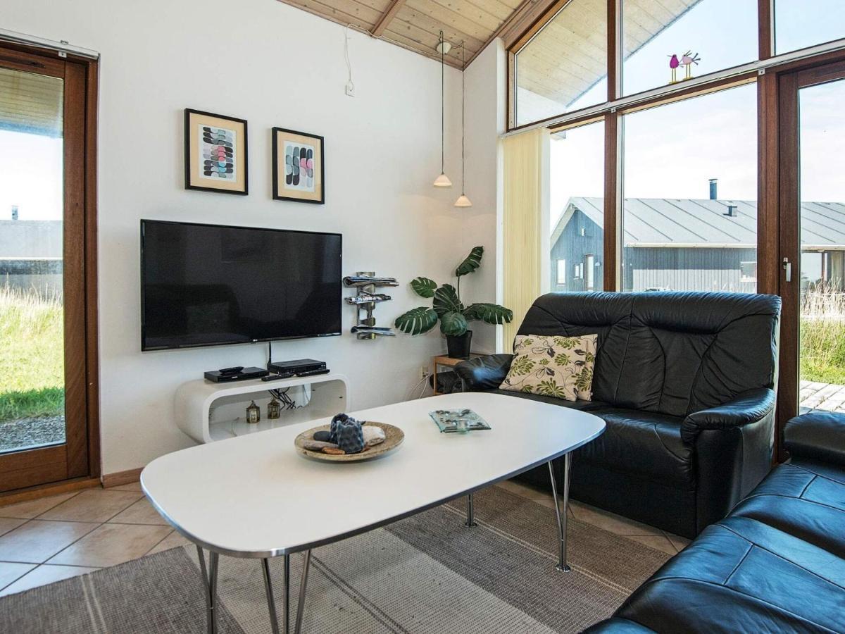 8 Person Holiday Home In 乌尔夫堡 外观 照片