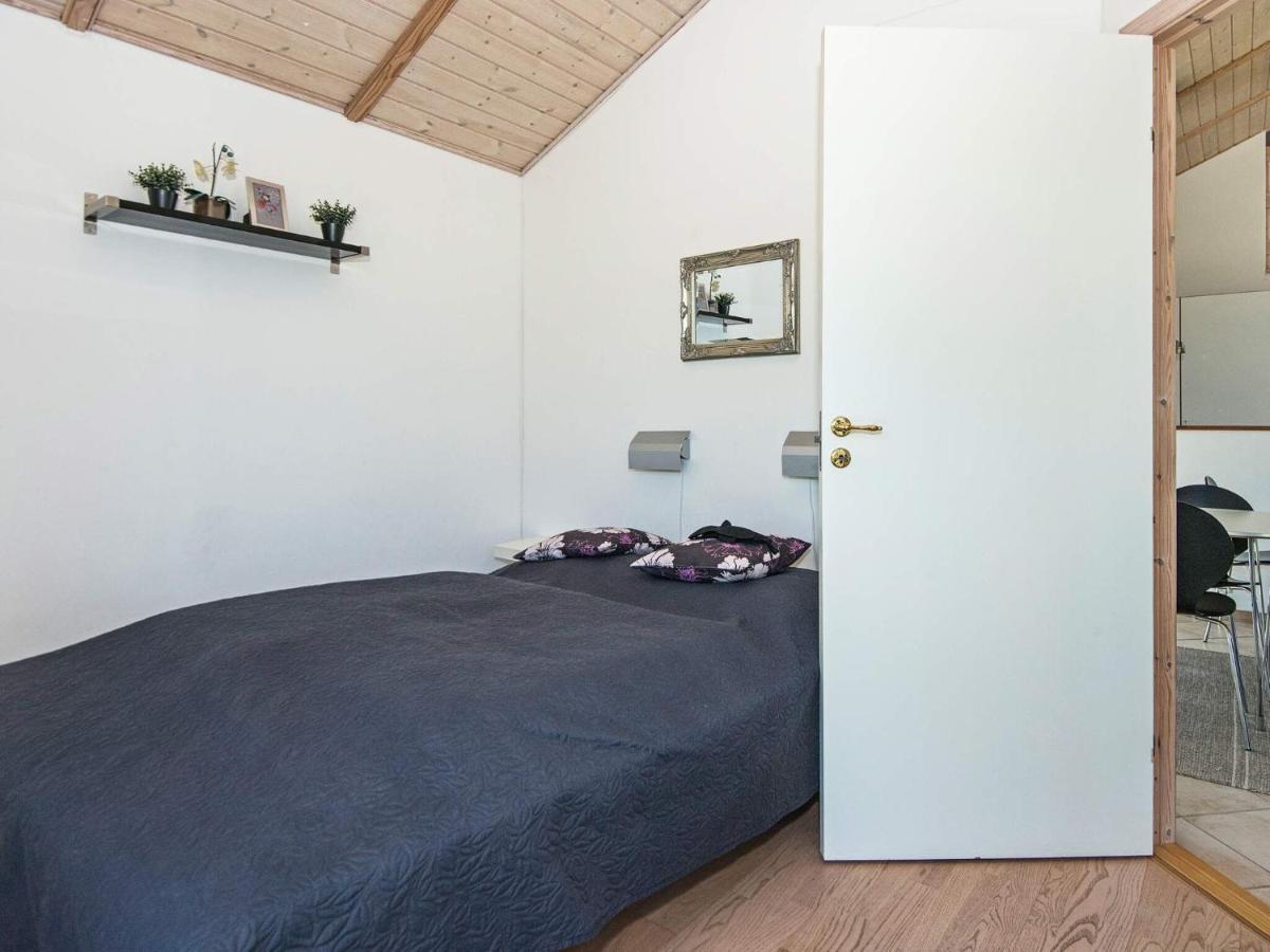 8 Person Holiday Home In 乌尔夫堡 外观 照片